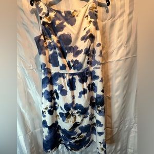 Pretty Ann Klein Floral Dress, size 10